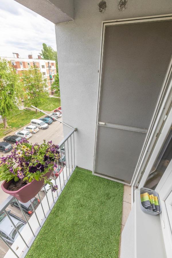 Cosy Apartment Hugo Osijek Eksteriør billede